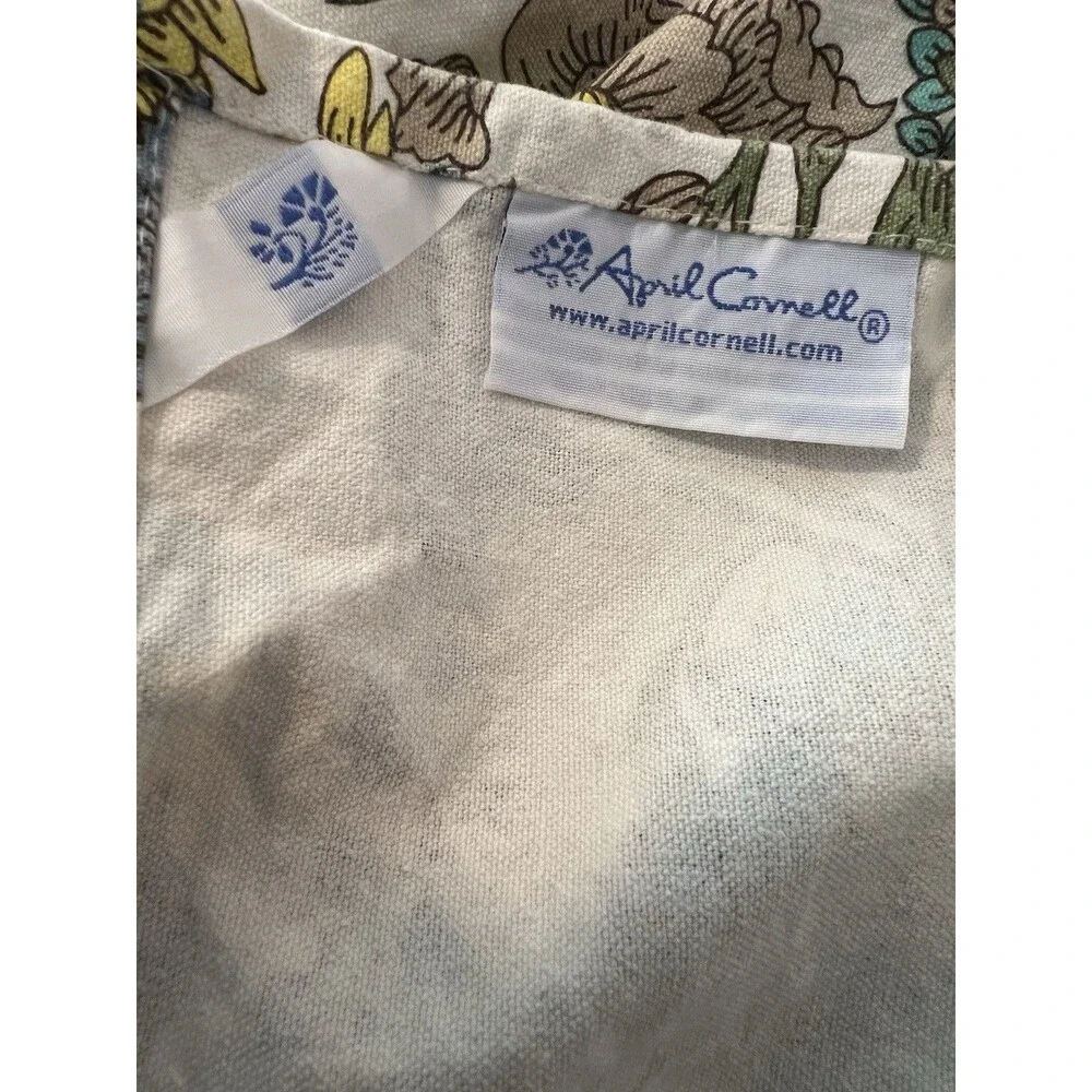 April Cornell Table Runner Floral‎